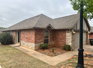 2316 Golden Ln, Edmond, OK 73012