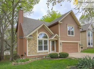 1320 N Anne Shirley Dr, Olathe, KS 66061