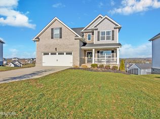 110 Chaseberry Rd, Oak Ridge, TN 37830