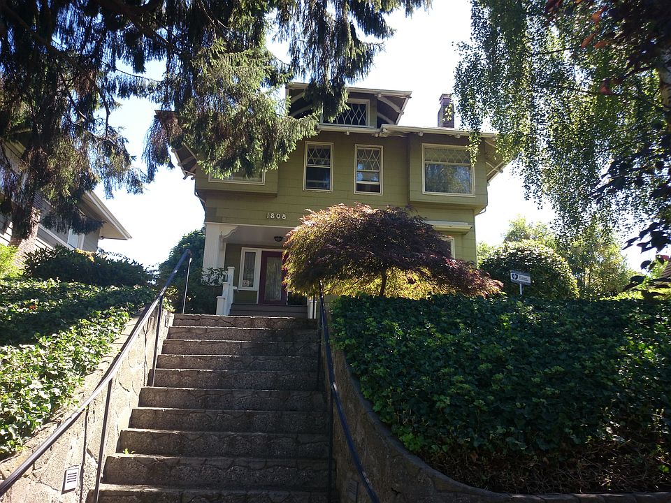 1st image of 1808 Nob Hill Ave N