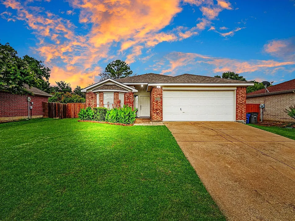 1043 Mustang Ct