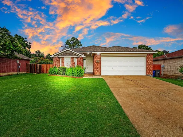 1043 Mustang Ct, Little Elm, TX 75068