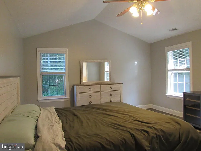 20474 Renaissance Ct — Photo 16