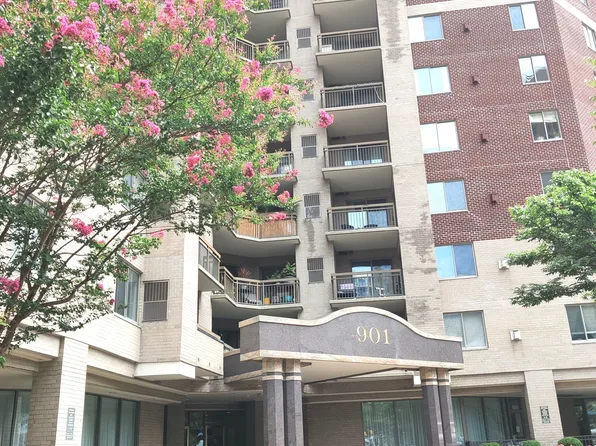 901 N Monroe St, Arlington, VA