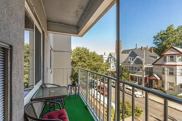 30 Chelsea St #305 — Photo 27