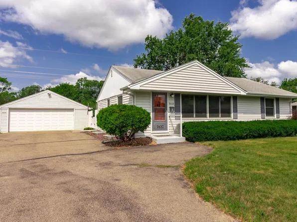 9630 Columbus Ave S, Bloomington, MN 55420