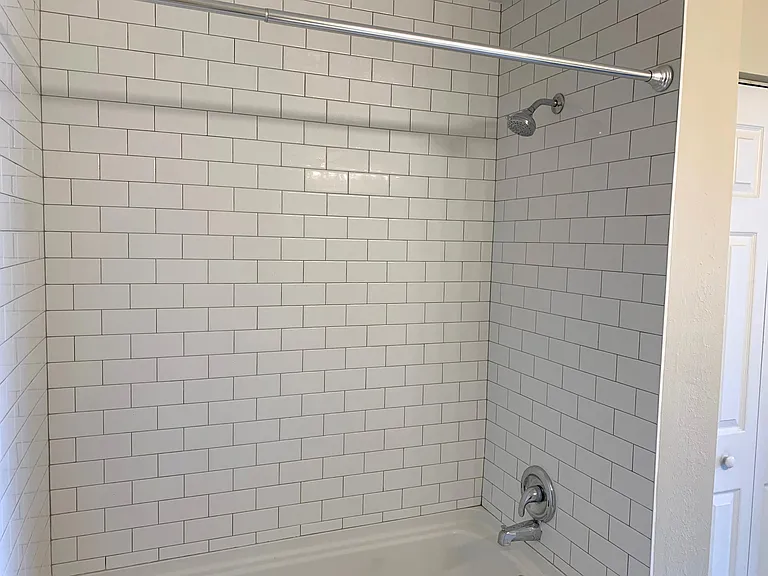 19207 Harbour Vista Cir — Photo 12