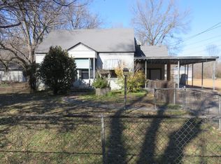 2101 Grenada Blvd, Greenwood, MS 38930