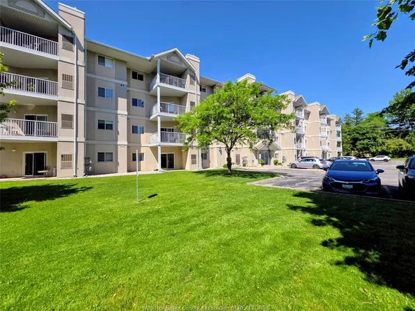 1655 Grand Marais Rd E #113, Windsor, ON N8W 1W3