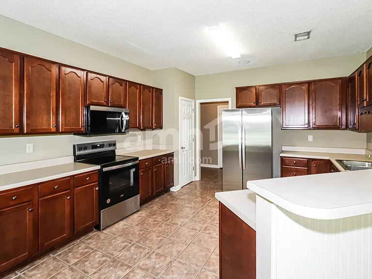 8500 Wolf Trace Ln — Photo 5