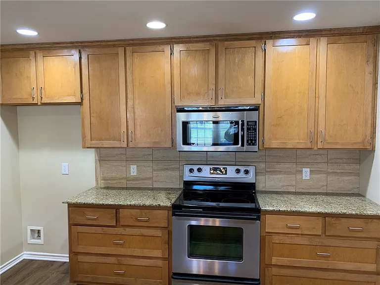 4017 Acushnet Dr #C — Photo 5