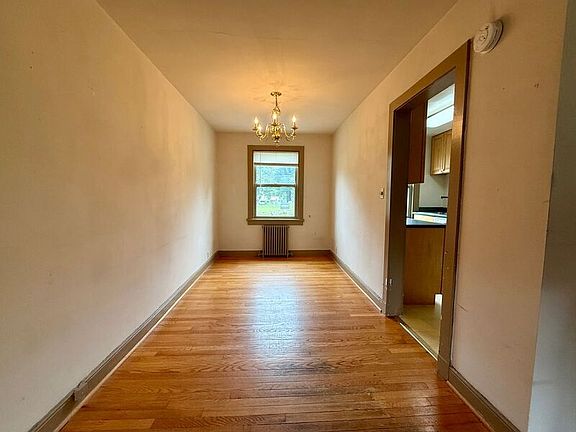 4th image of 1400 Kenmore Ave APT C3