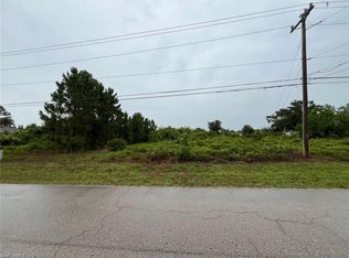 731 Bently ST E, LEHIGH ACRES, FL 33974