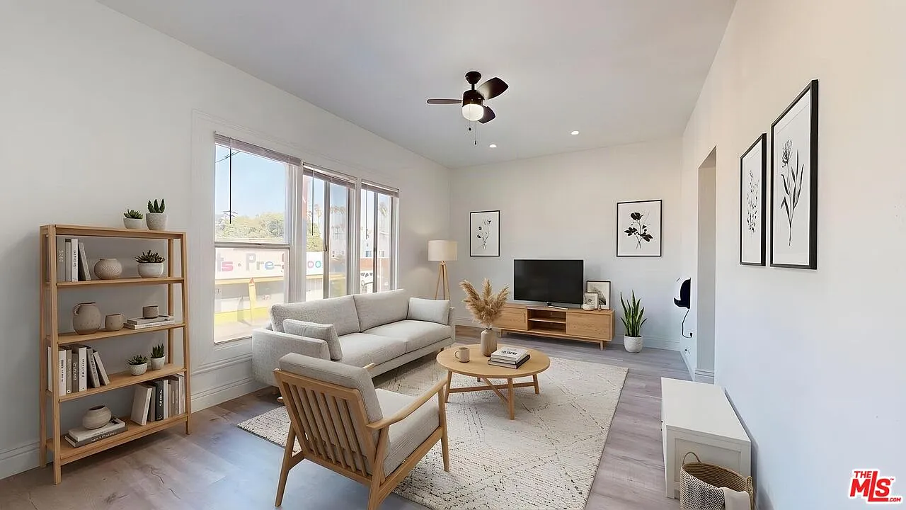 1 bed, 1.0 bath, $1,795 — Photo 2
