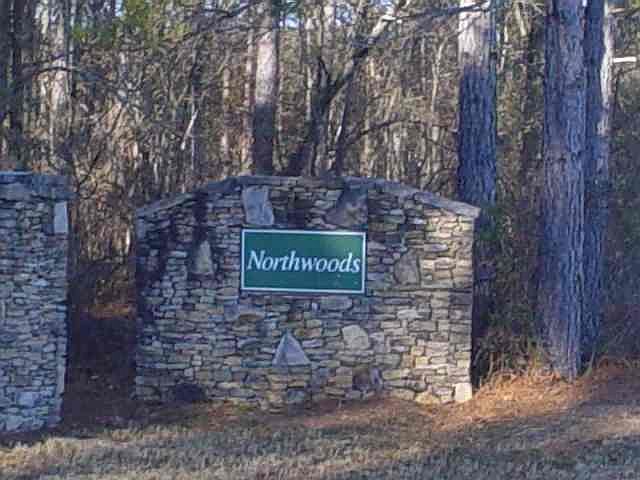 2nd image of 1730 Northwoods Dr