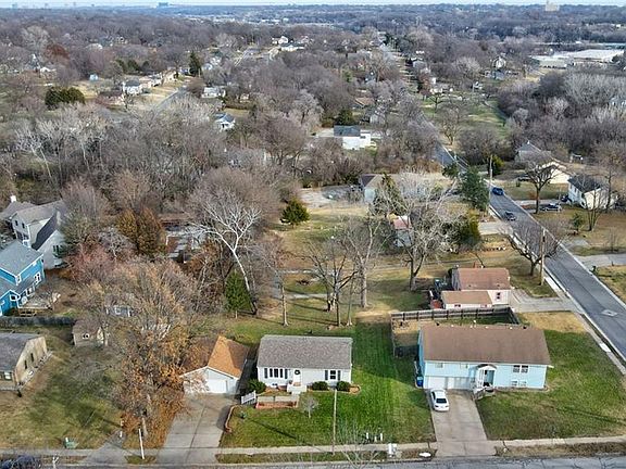 5th image of 5003 Knox Ave