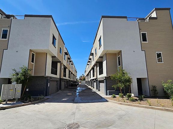 3rd image of 1016 E Spence Ave