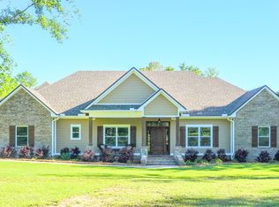 1649 Shady Oaks Ln, Chipley, FL 32428