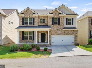 2044 Britt Dr, Snellville, GA 30078
