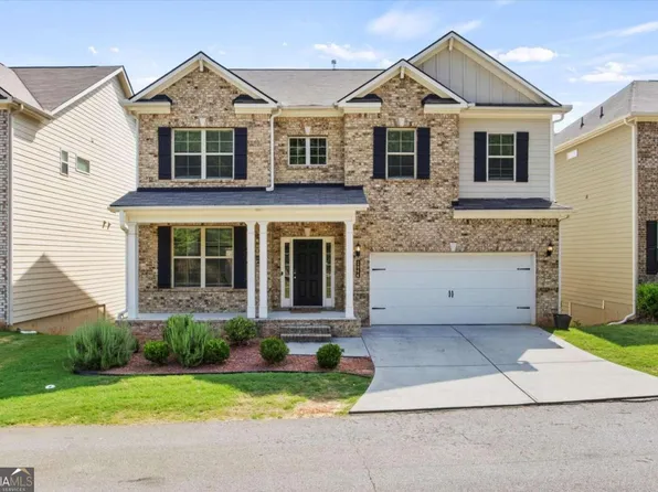 2044 Britt Dr, Snellville, GA 30078