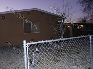 38575 9th St E, Palmdale, CA 93550