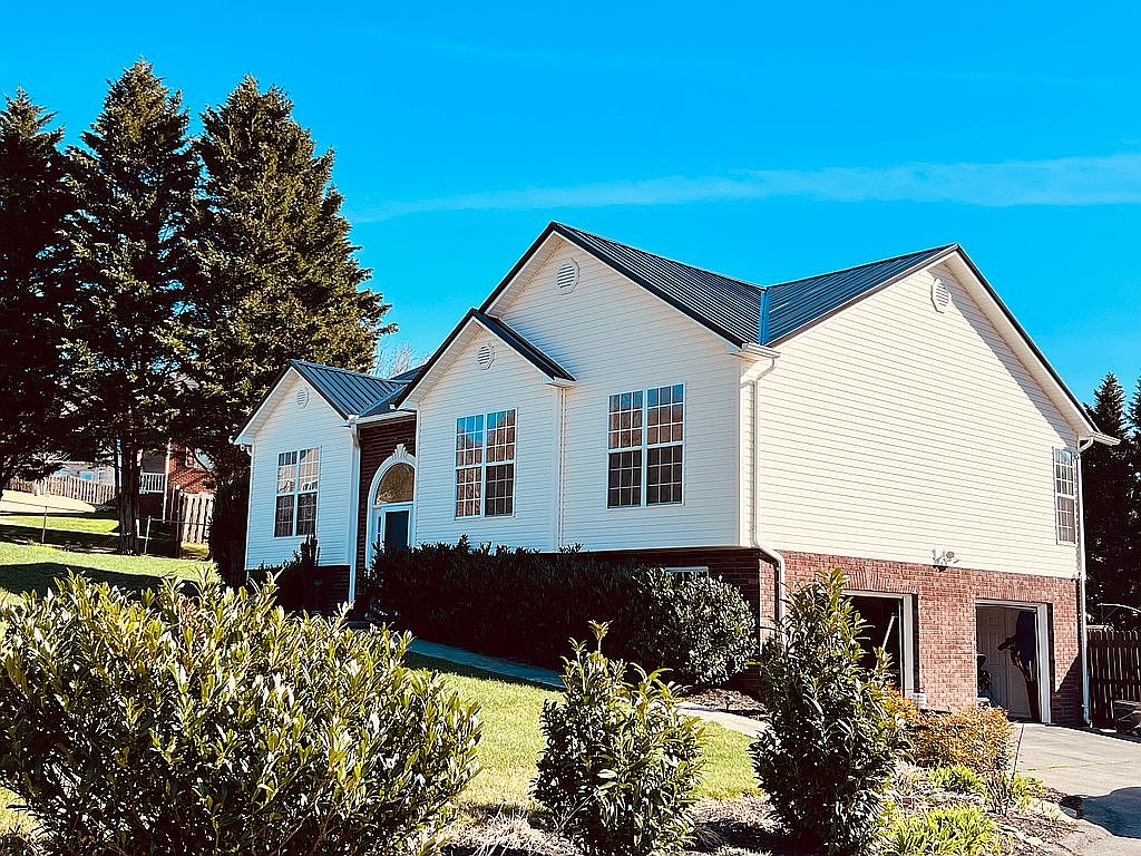 104 Sunset Dr, Unicoi, TN 37692 Zillow