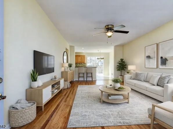 3 Michael Ln, Somerville, NJ 08876