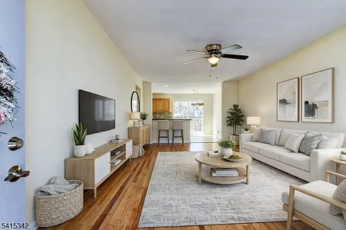 3 Michael Ln Photo 1
