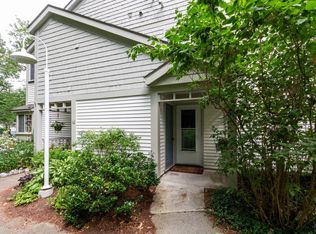 61 Winding Brook Dr, South Burlington, VT 05403