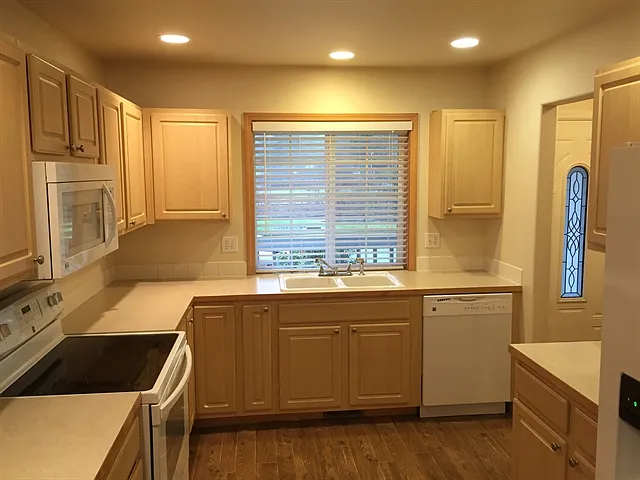 12222 4th Avenue Ct E — Photo 4