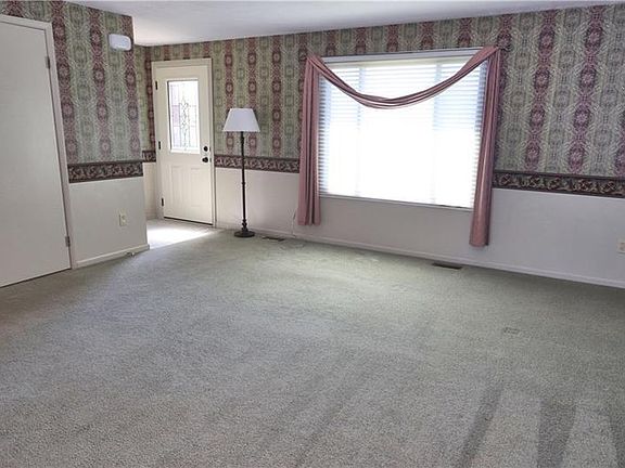 3rd image of 2878 Willowick Ct