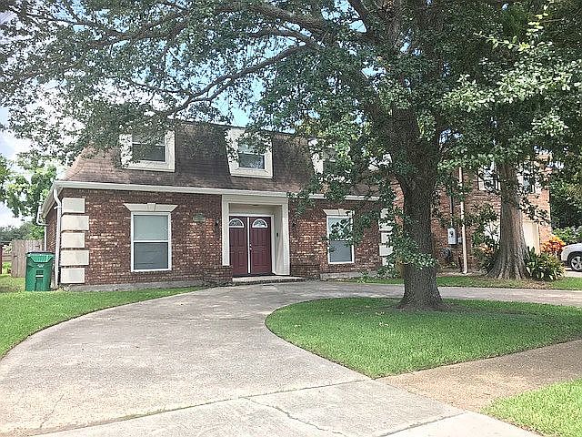 1st image of 3824 Simone Garden Dr