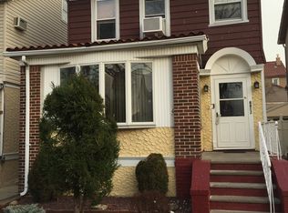 8812 79th Ave, Ridgewood, NY 11385