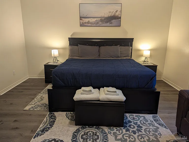 4009 Shorewood Dr — Photo 9