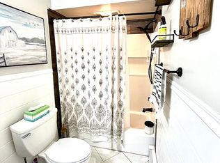 420 Long Meadow Rd, Norristown, PA 19403