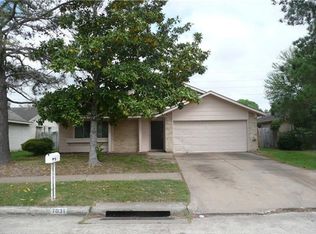 7031 Navidad Rd, Houston, TX 77083