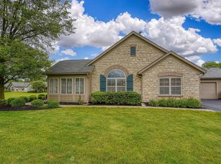 6973 Falls View Cir, Delaware, OH 43015