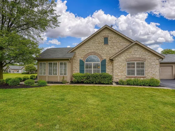 6973 Falls View Cir, Delaware, OH 43015