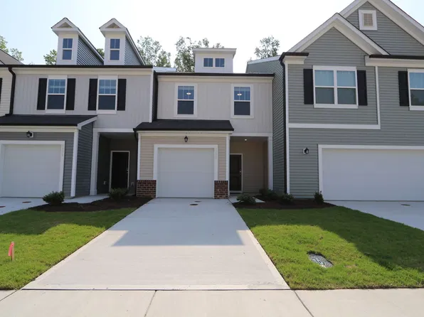 2220 Bright Shore St, Raleigh, NC 27610
