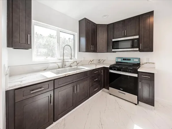 14825 Cohasset St, Van Nuys, CA 91405