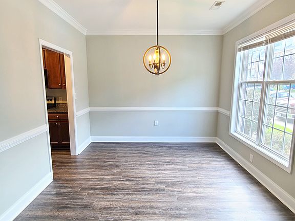 3rd image of 3008 Hill St Unit 205