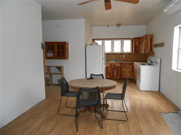 4th image of 120 Walnut Rdg