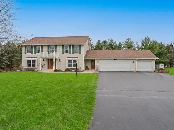 7436 Joy Ln, Roscoe, IL 61073