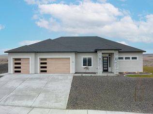 7521 W 22nd Ave, Kennewick, WA