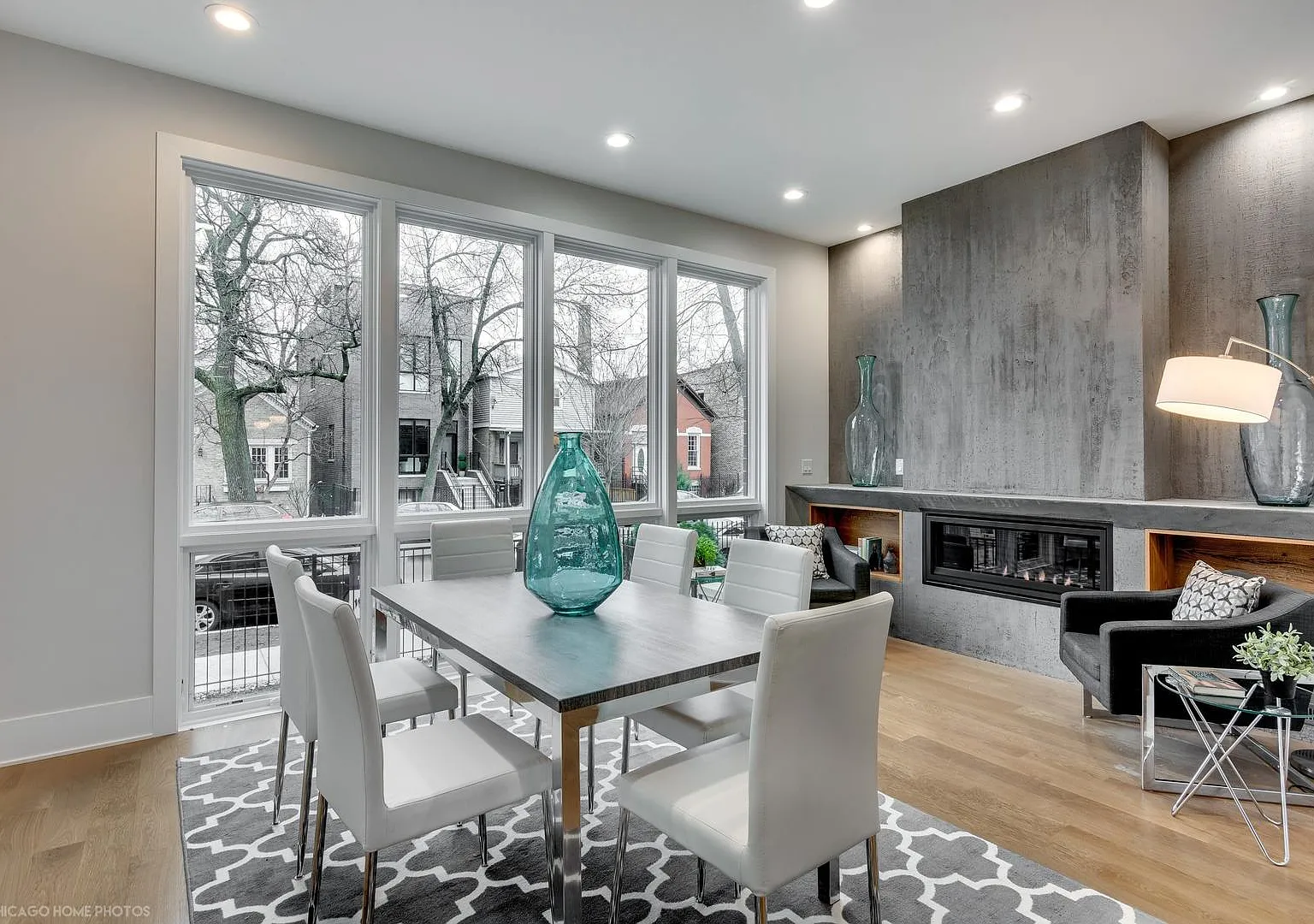 2068 N Oakley Ave, Chicago, IL 60647 | Zillow