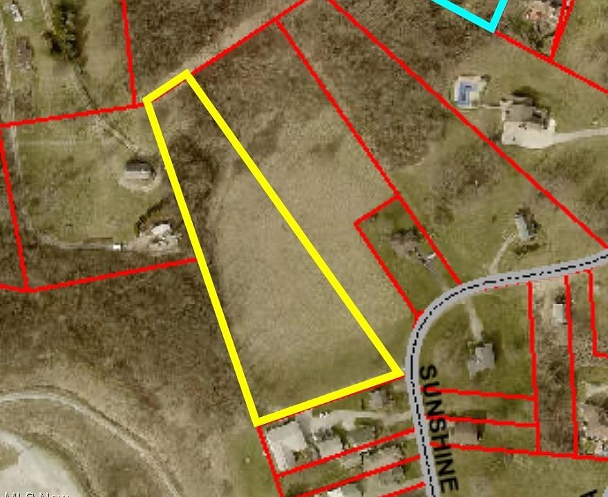 2nd image of 65 County Rd