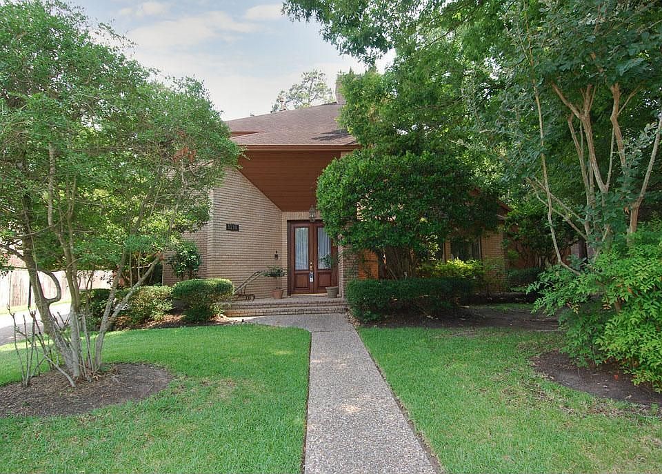 1st image of 5210 Walnut Hills Dr