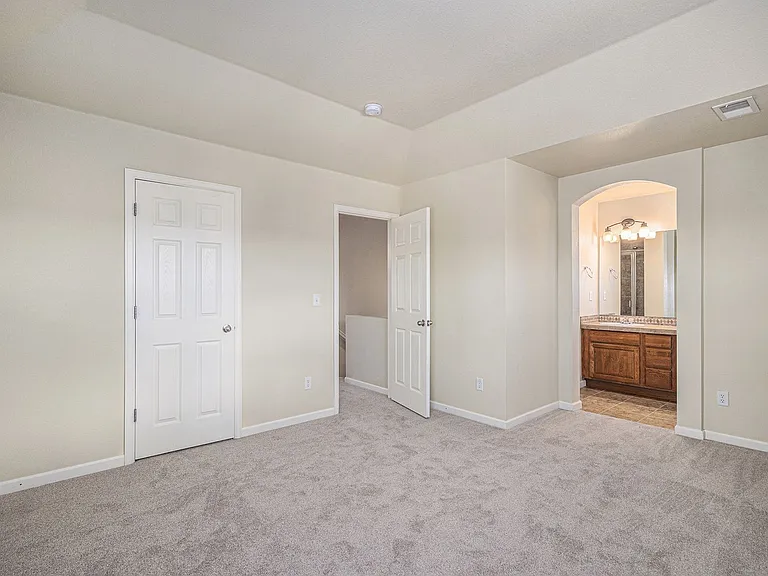 3946 Pecos Trl — Photo 13