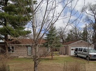 16808 Prospect Pl, Wayzata, MN 55391