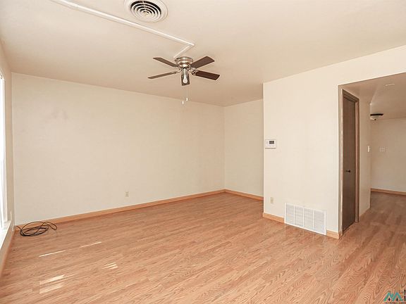 5th image of 1005 Plaza Del Sol